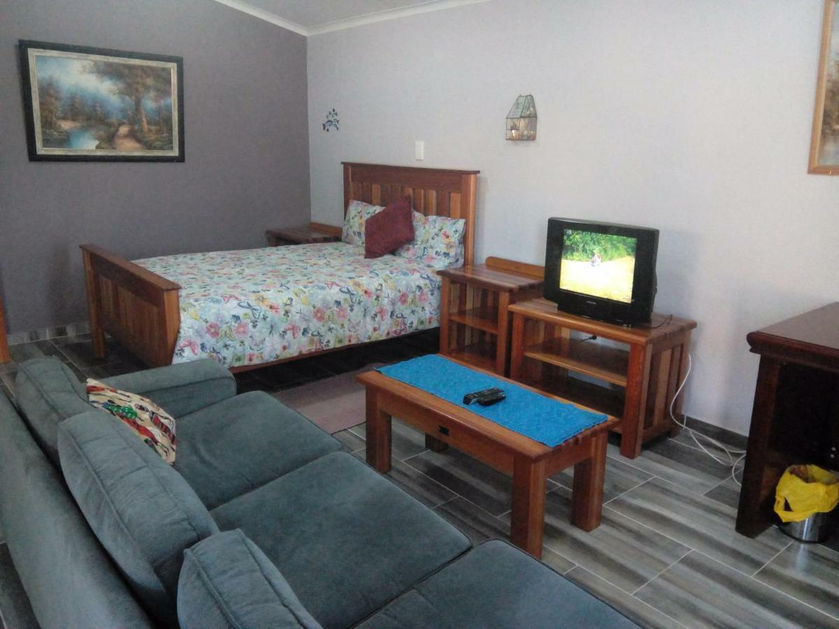 Otentik Guesthouse Mbabane Eksteriør billede